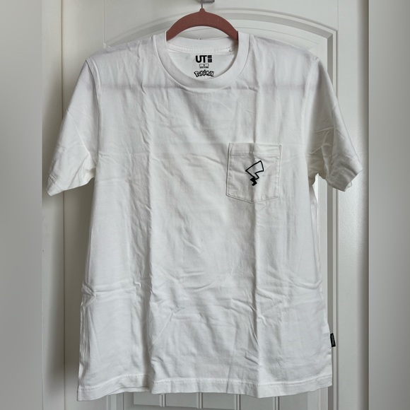 Pokemon x Daniel Arsham x Uniqlo
Pikachu Pocket Tee - Picture 7 of 7